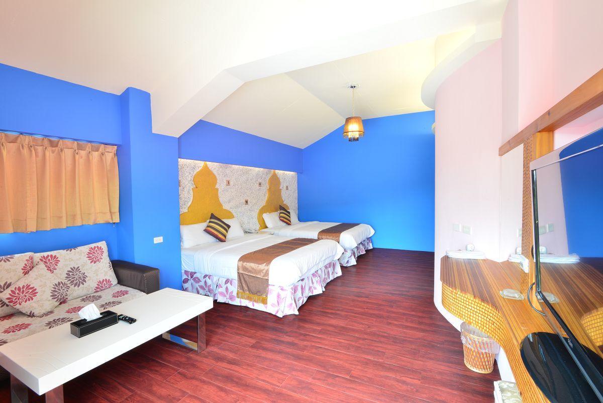 E-Ping Castle Hotel Nanwan Buitenkant foto